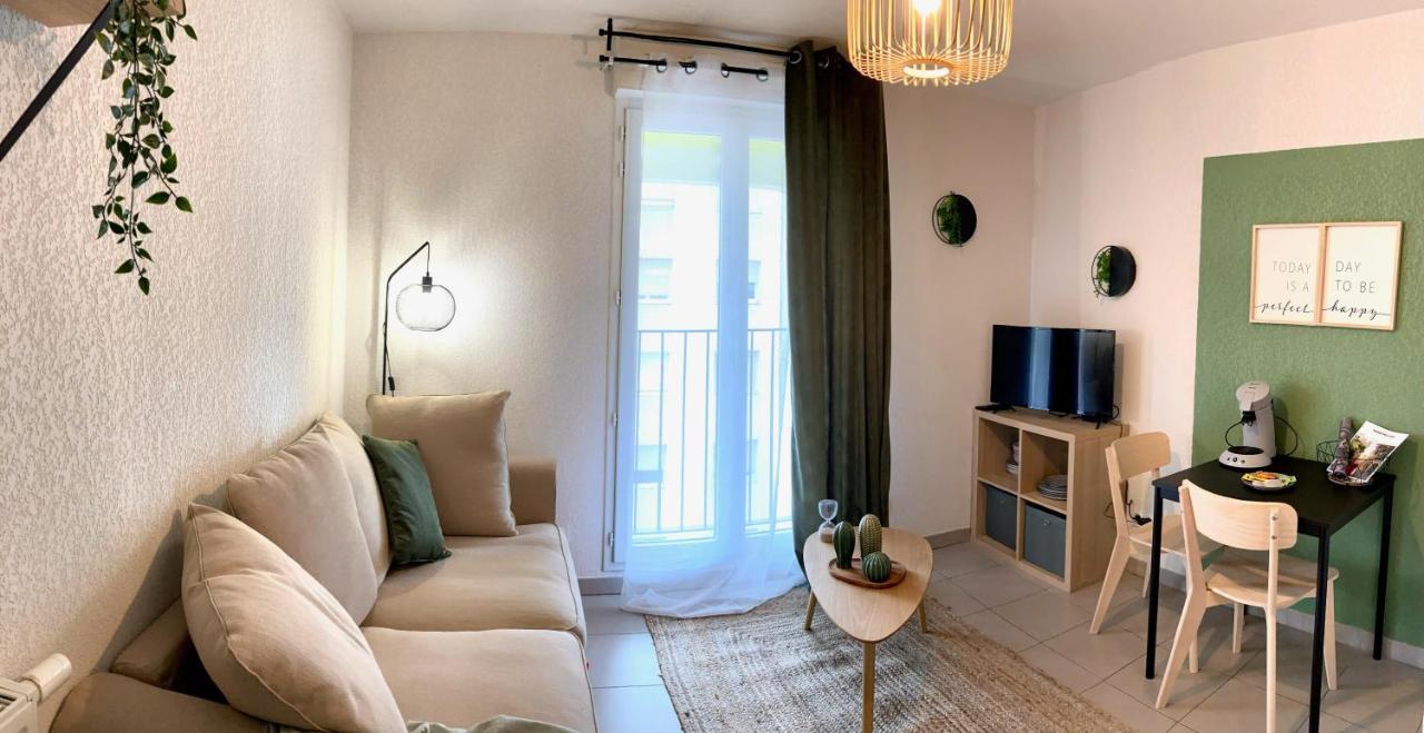 Appartement De Charme - Proche Centre-Ville Et Gare Montpellier Bagian luar foto